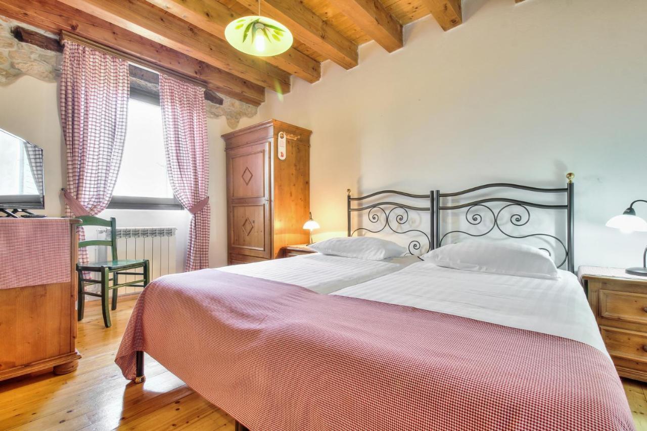 بوجي Casa Romantica La Parenzana المظهر الخارجي الصورة