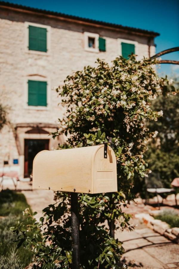 بوجي Casa Romantica La Parenzana المظهر الخارجي الصورة